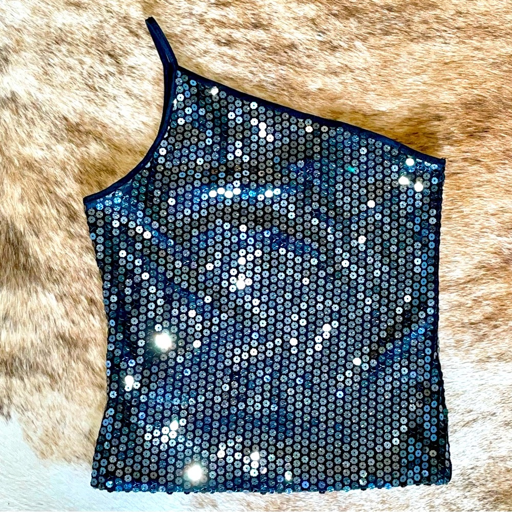 BEBE One-Shoulder Asymmetric Sequined Shiny Fitted Top Size Small